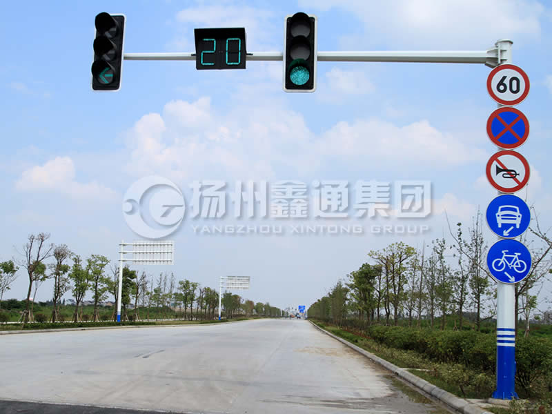 XHDG-036，八棱錐形信號燈桿